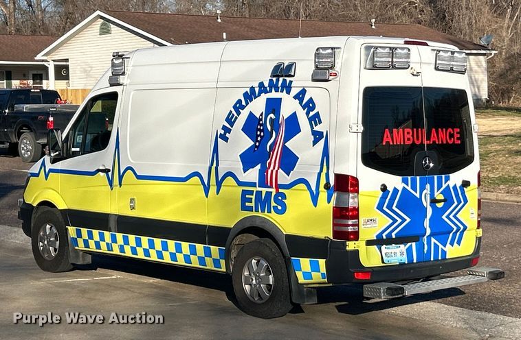 image for item ET6899 2017 Mercedes-Benz Sprinter 2500 ambulance