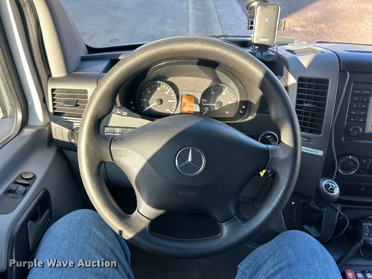 image for item ET6899 2017 Mercedes-Benz Sprinter 2500 ambulance