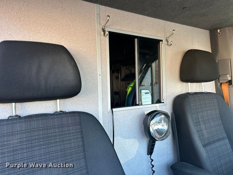 image for item ET6899 2017 Mercedes-Benz Sprinter 2500 ambulance