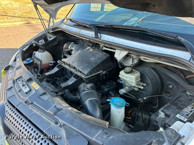 image for item ET6899 2017 Mercedes-Benz Sprinter 2500 ambulance