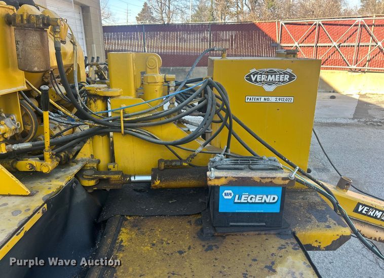 image for item ET6900 Vermeer 665 stump grinder