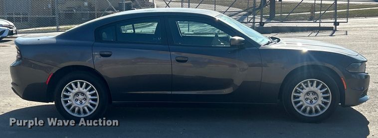 image for item ET6901 2022 Dodge Charger Police 