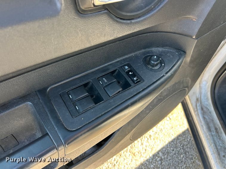 image for item ET6904 2010 Dodge Charger 