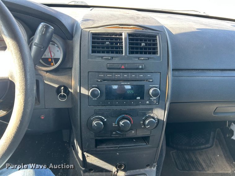 image for item ET6904 2010 Dodge Charger 