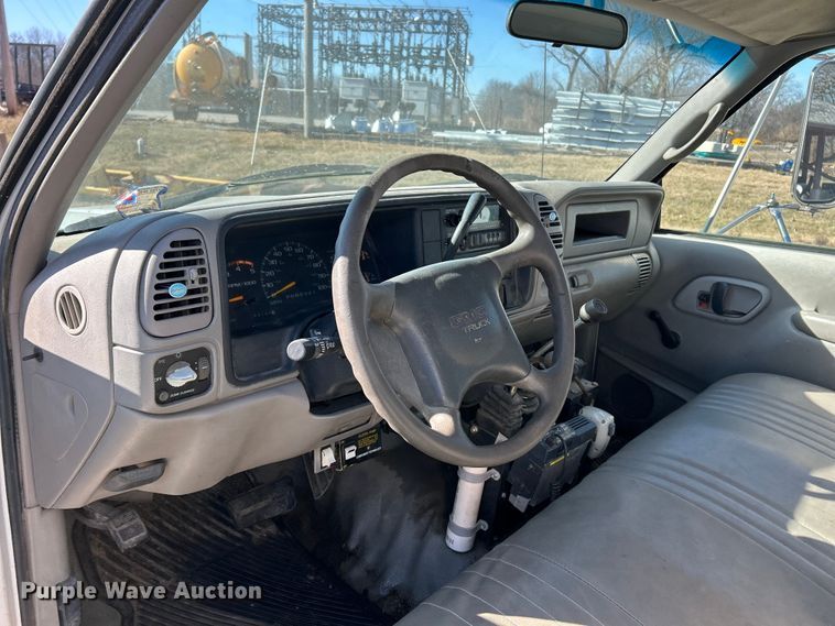 image for item ET6905 2001 GMC Sierra 3500HD SL dump bed pickup truck