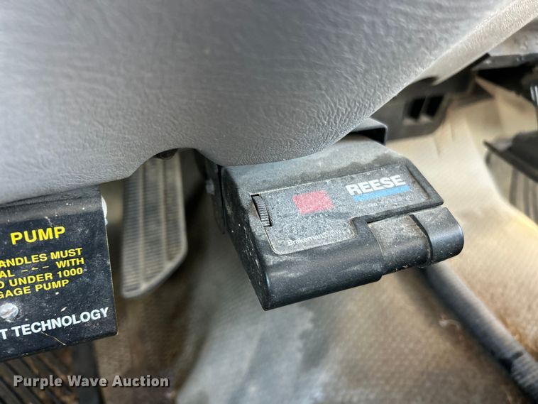 image for item ET6905 2001 GMC Sierra 3500HD SL dump bed pickup truck