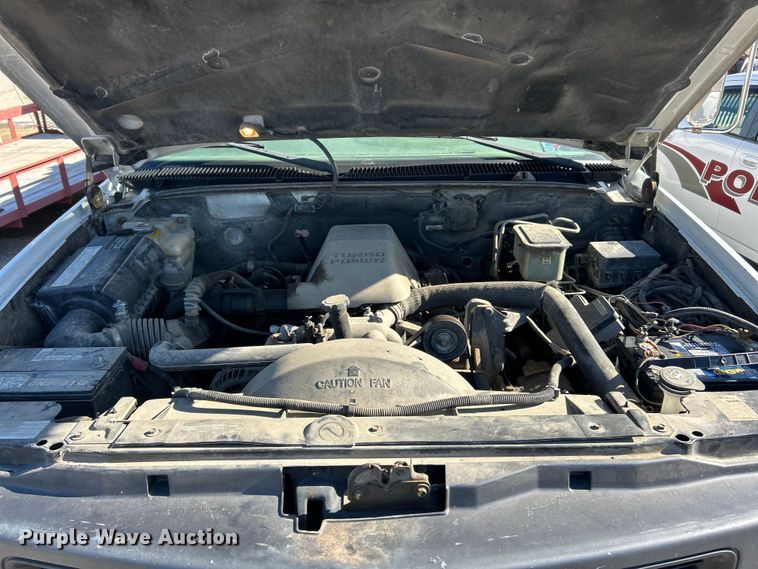 image for item ET6905 2001 GMC Sierra 3500HD SL dump bed pickup truck