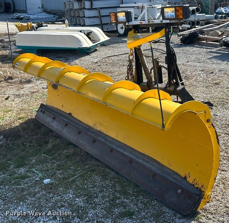 image for item ET6905 2001 GMC Sierra 3500HD SL dump bed pickup truck