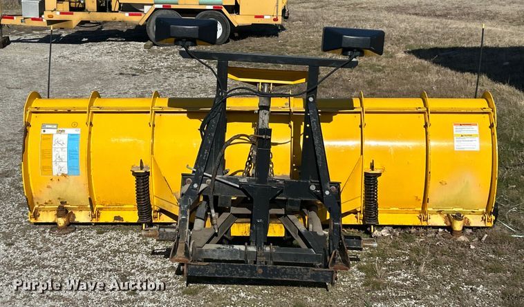 image for item ET6905 2001 GMC Sierra 3500HD SL dump bed pickup truck