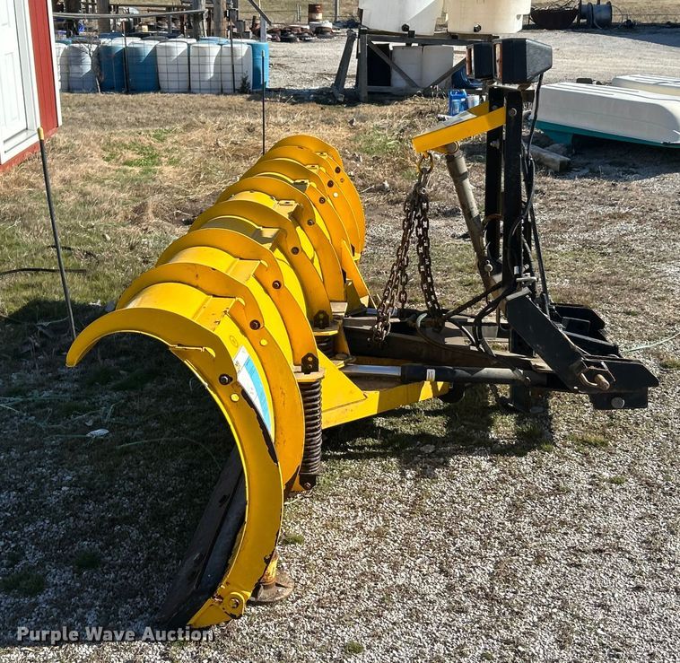 image for item ET6905 2001 GMC Sierra 3500HD SL dump bed pickup truck