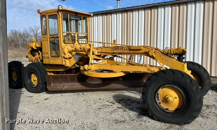 image for item ET6907 1962 Caterpillar 112 rigid frame motor grader