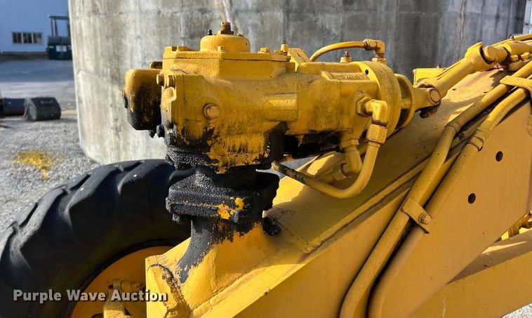 image for item ET6907 1962 Caterpillar 112 rigid frame motor grader