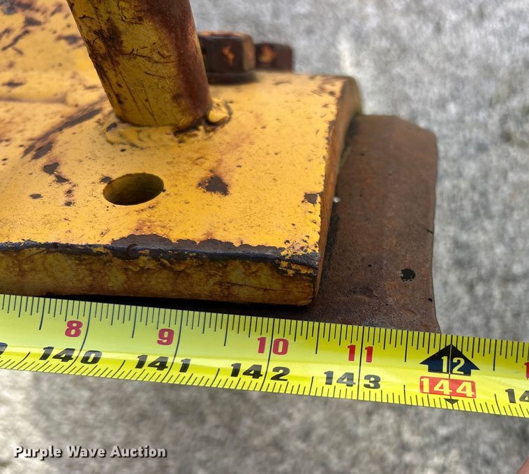 image for item ET6907 1962 Caterpillar 112 rigid frame motor grader