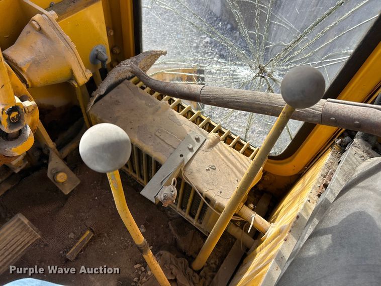 image for item ET6907 1962 Caterpillar 112 rigid frame motor grader