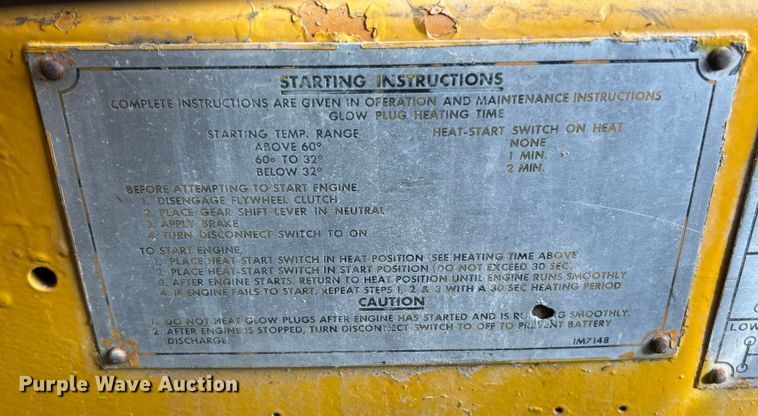 image for item ET6907 1962 Caterpillar 112 rigid frame motor grader