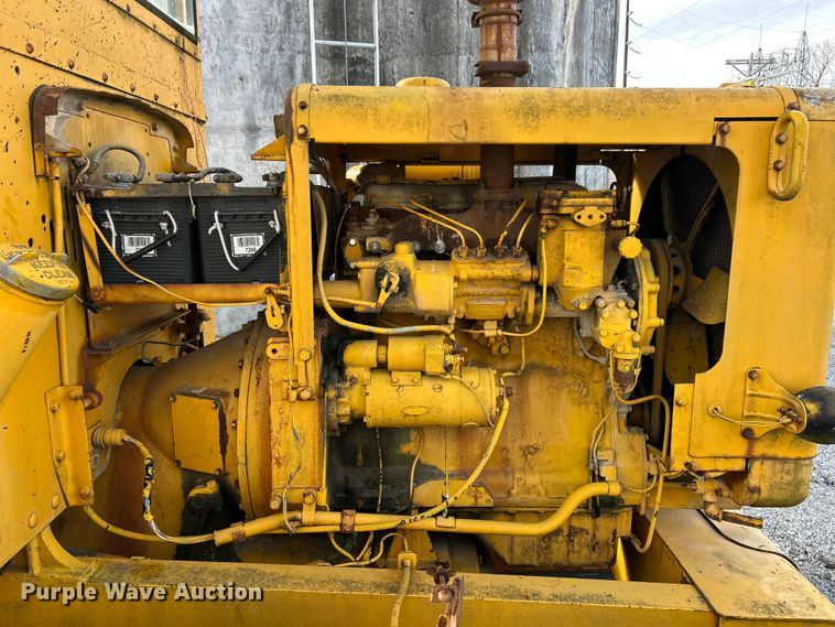 image for item ET6907 1962 Caterpillar 112 rigid frame motor grader