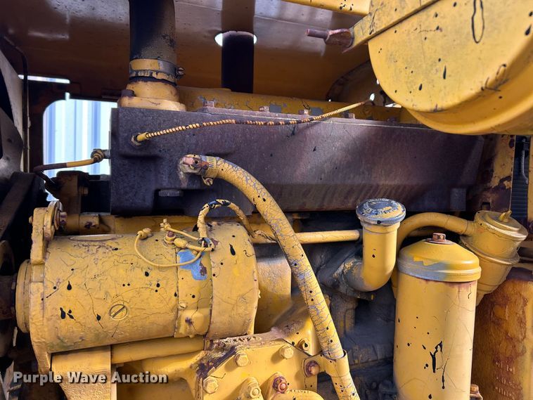 image for item ET6907 1962 Caterpillar 112 rigid frame motor grader