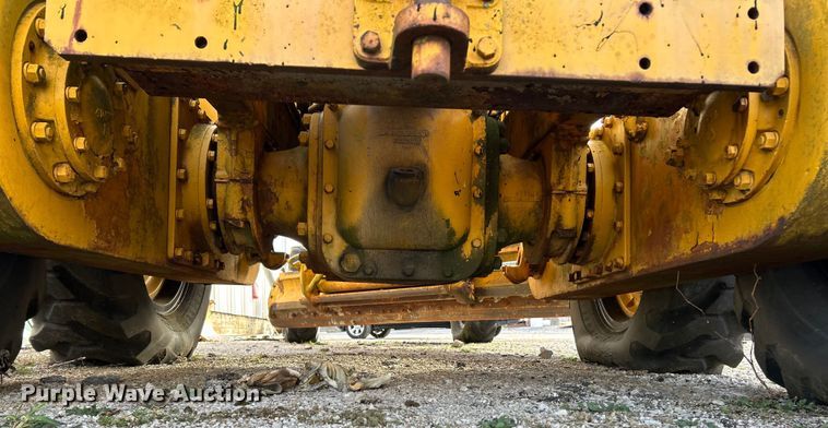 image for item ET6907 1962 Caterpillar 112 rigid frame motor grader
