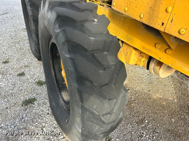 image for item ET6907 1962 Caterpillar 112 rigid frame motor grader