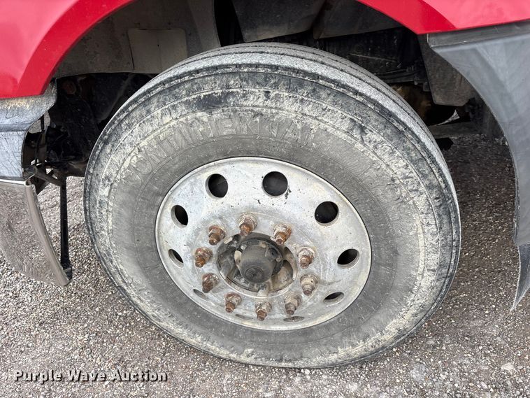 image for item ET7488 2014 International ProStar Plus 122  semi truck