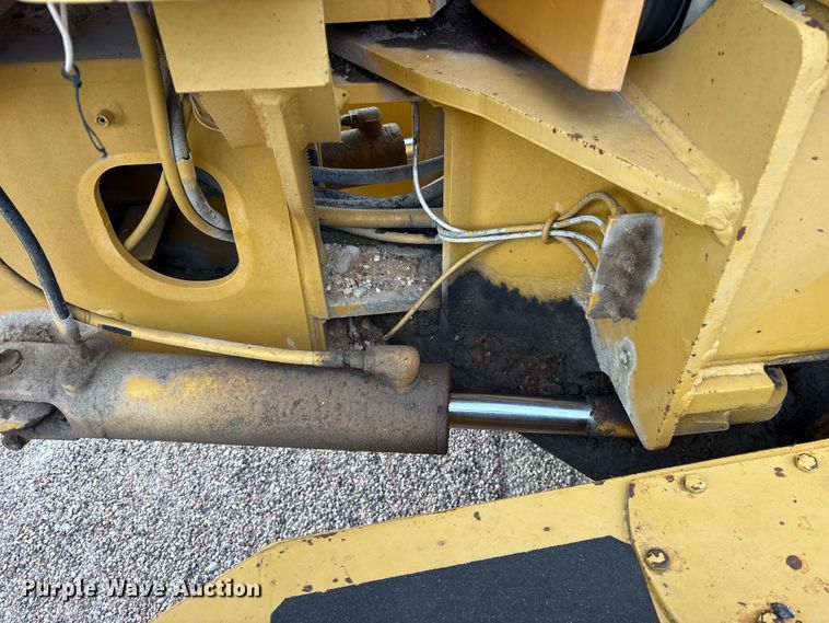 image for item ET7489 1998 John Deere 670CH motor grader