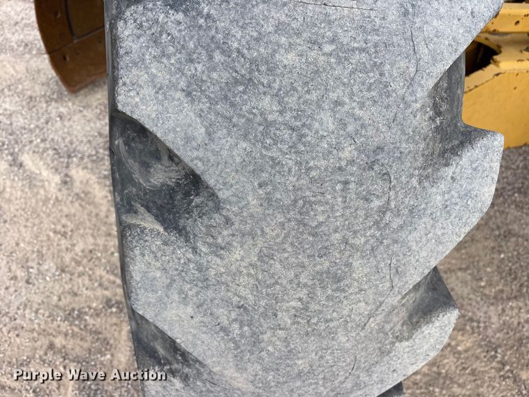 image for item ET7489 1998 John Deere 670CH motor grader