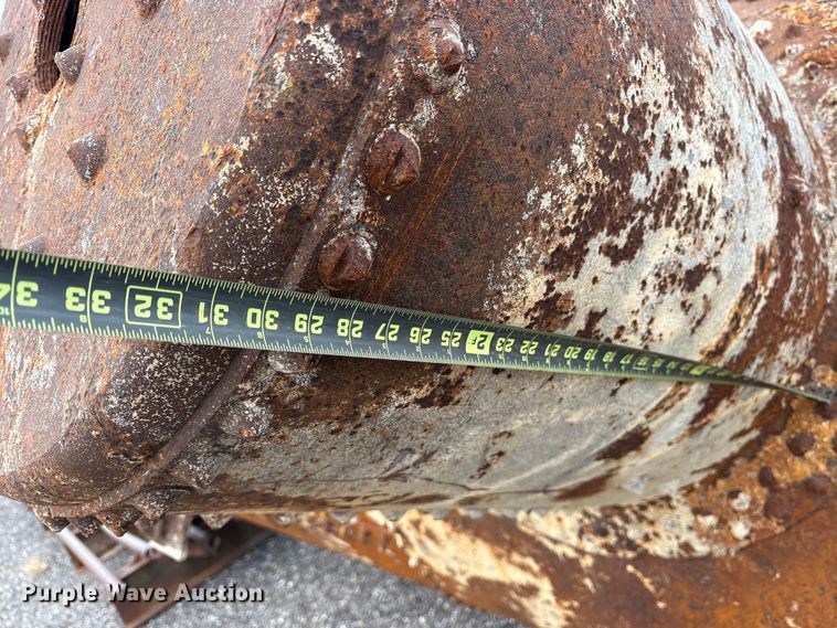 image for item ET7490 Tank