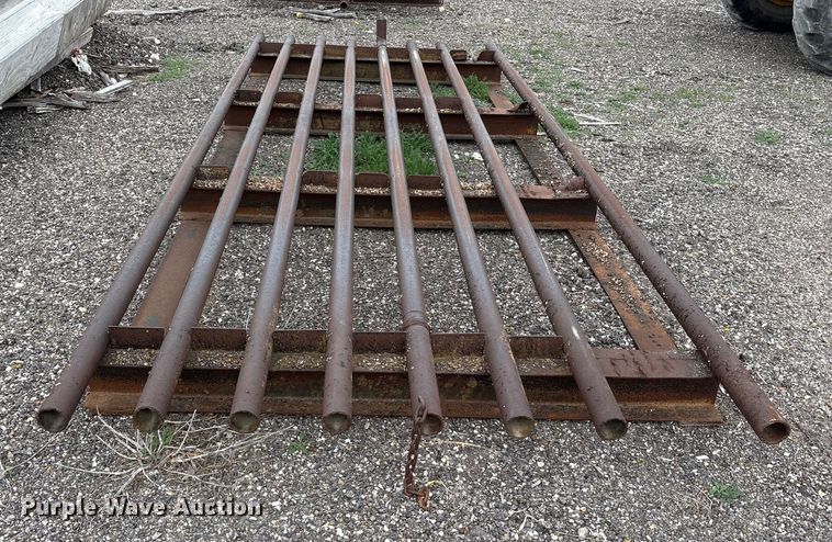 image for item ET7491 (4) shop built cattle guards