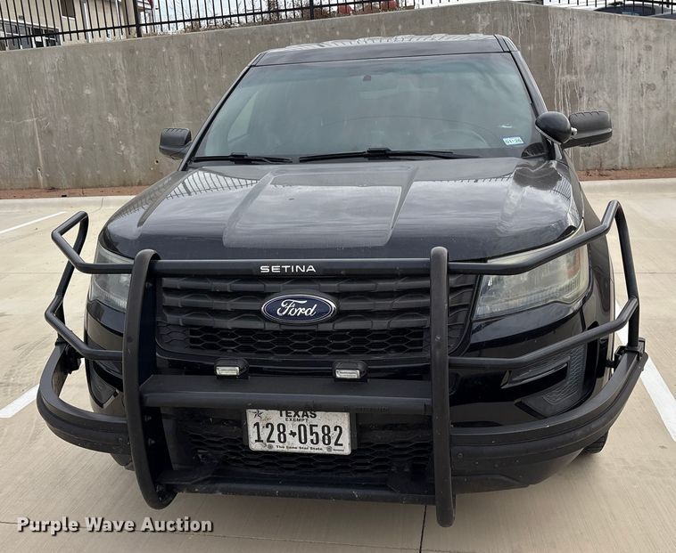 image for item ET7492 2016 Ford Explorer Police Interceptor SUV