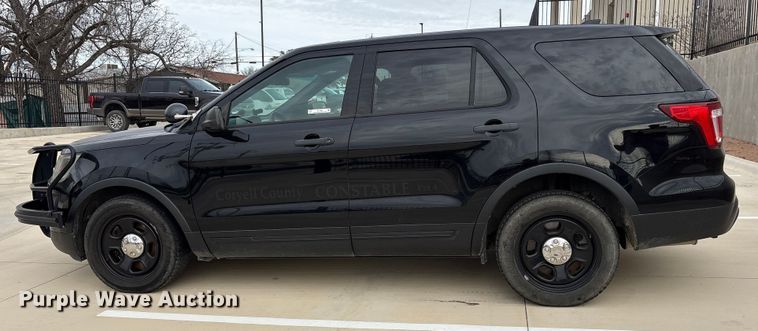 image for item ET7492 2016 Ford Explorer Police Interceptor SUV