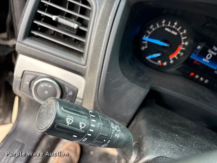 image for item ET7492 2016 Ford Explorer Police Interceptor SUV