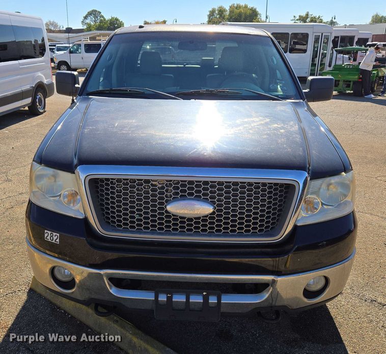 image for item EU3993 2007 Ford F150 Lariat Crew Cab pickup truck