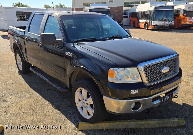 image for item EU3993 2007 Ford F150 Lariat Crew Cab pickup truck