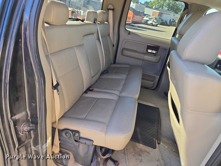 image for item EU3993 2007 Ford F150 Lariat Crew Cab pickup truck