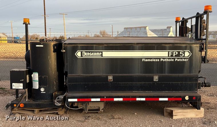 image for item EU4822 Bergkamp FPS pothole patcher bed