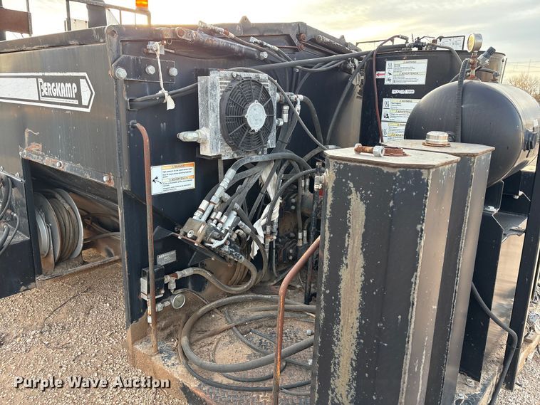 image for item EU4822 Bergkamp FPS pothole patcher bed