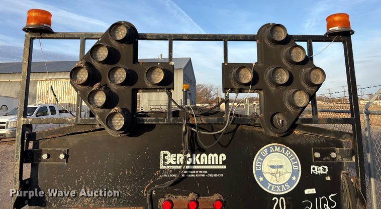 image for item EU4822 Bergkamp FPS pothole patcher bed