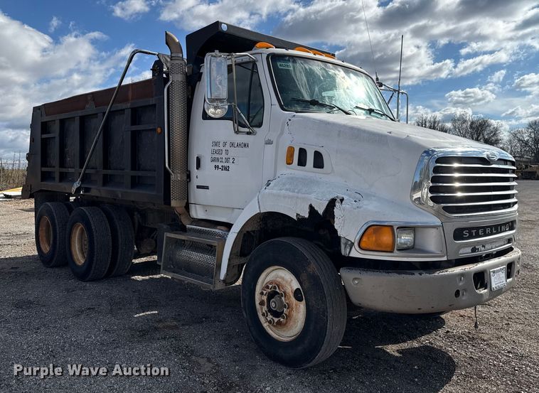 image for item EU5493 2009 Sterling L8500 dump truck