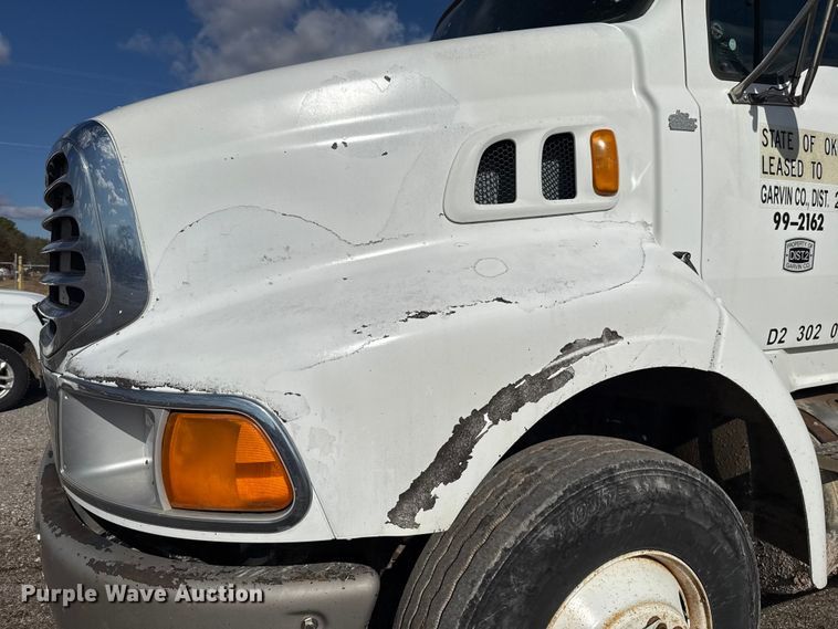 image for item EU5493 2009 Sterling L8500 dump truck