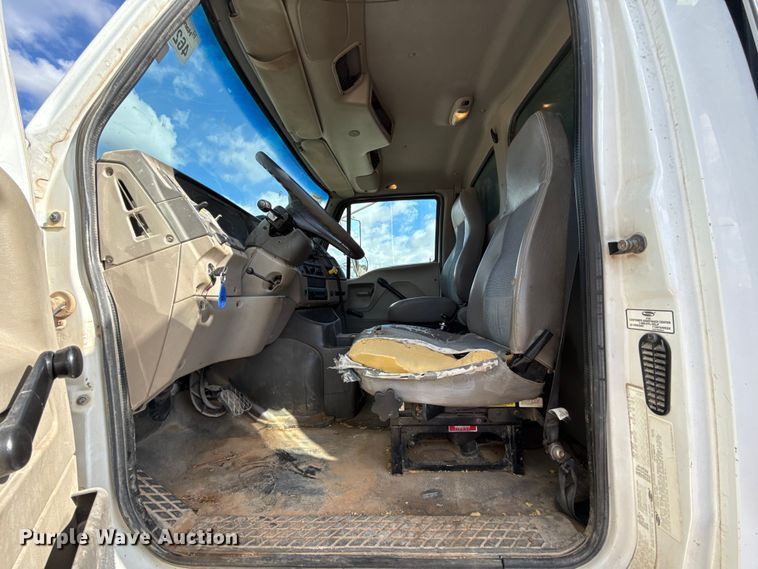 image for item EU5493 2009 Sterling L8500 dump truck