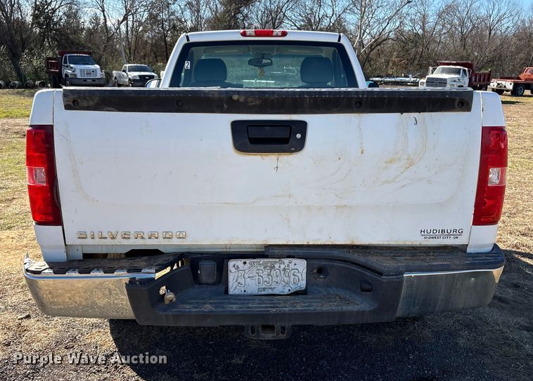 image for item EV2600 2007 Chevrolet Silverado 1500 pickup truck