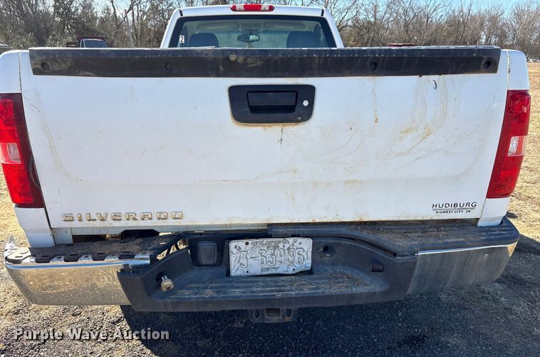 image for item EV2600 2007 Chevrolet Silverado 1500 pickup truck