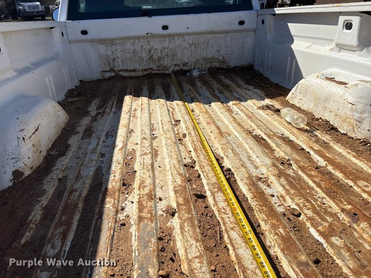 image for item EV2600 2007 Chevrolet Silverado 1500 pickup truck