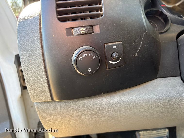 image for item EV2600 2007 Chevrolet Silverado 1500 pickup truck