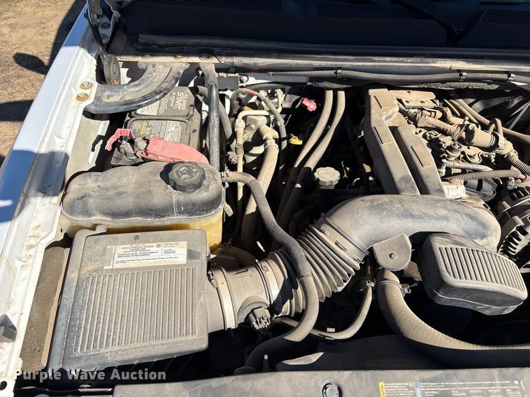 image for item EV2600 2007 Chevrolet Silverado 1500 pickup truck