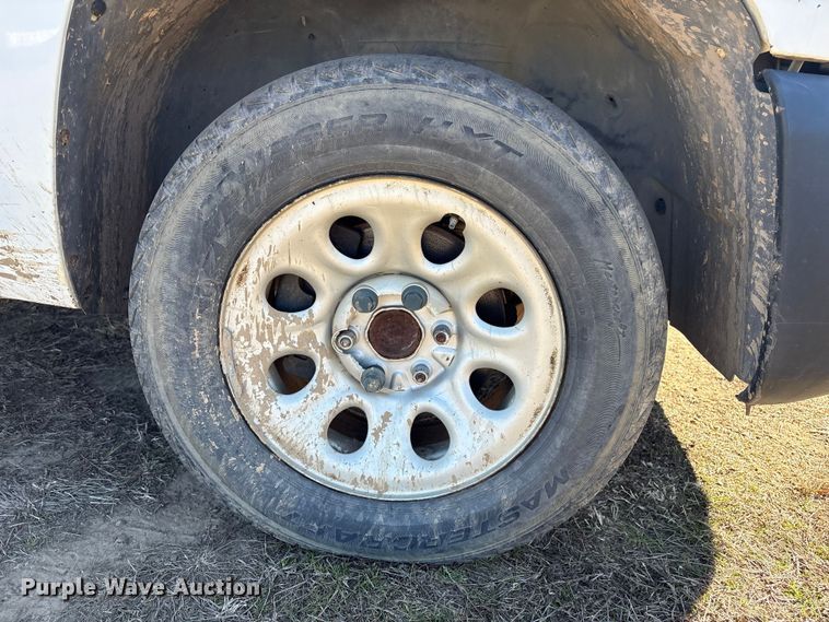 image for item EV2600 2007 Chevrolet Silverado 1500 pickup truck