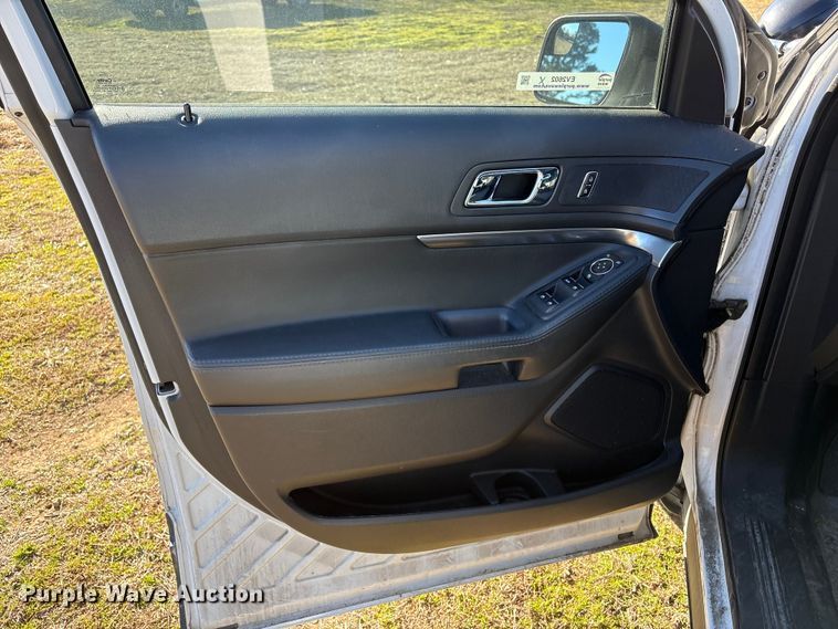 image for item EV2602 2015 Ford Explorer Police Interceptor SUV