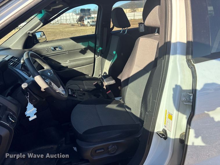 image for item EV2602 2015 Ford Explorer Police Interceptor SUV