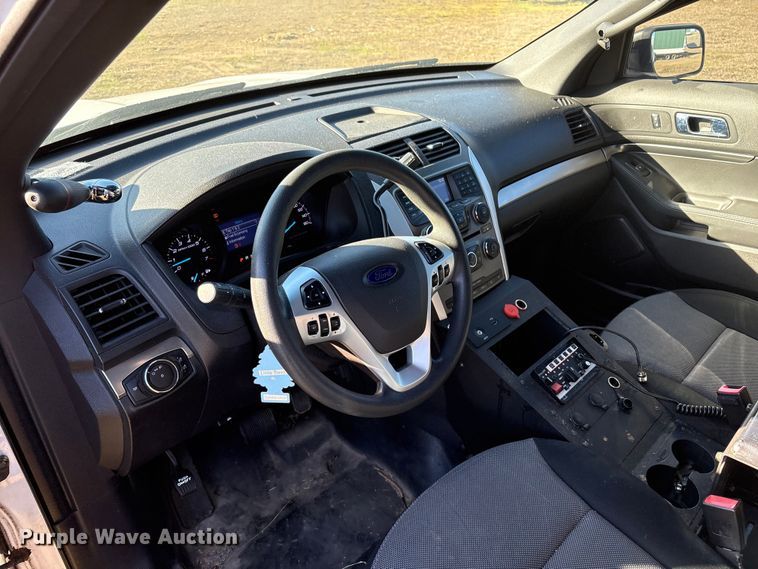 image for item EV2602 2015 Ford Explorer Police Interceptor SUV
