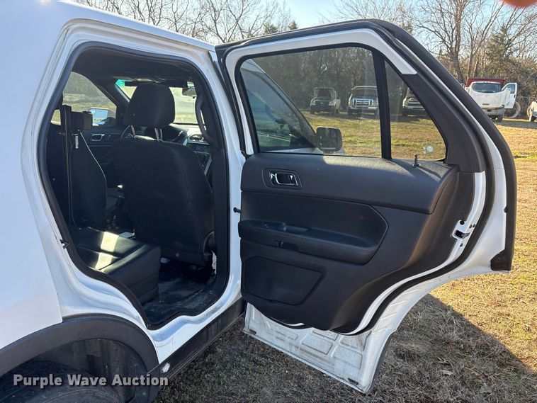 image for item EV2602 2015 Ford Explorer Police Interceptor SUV